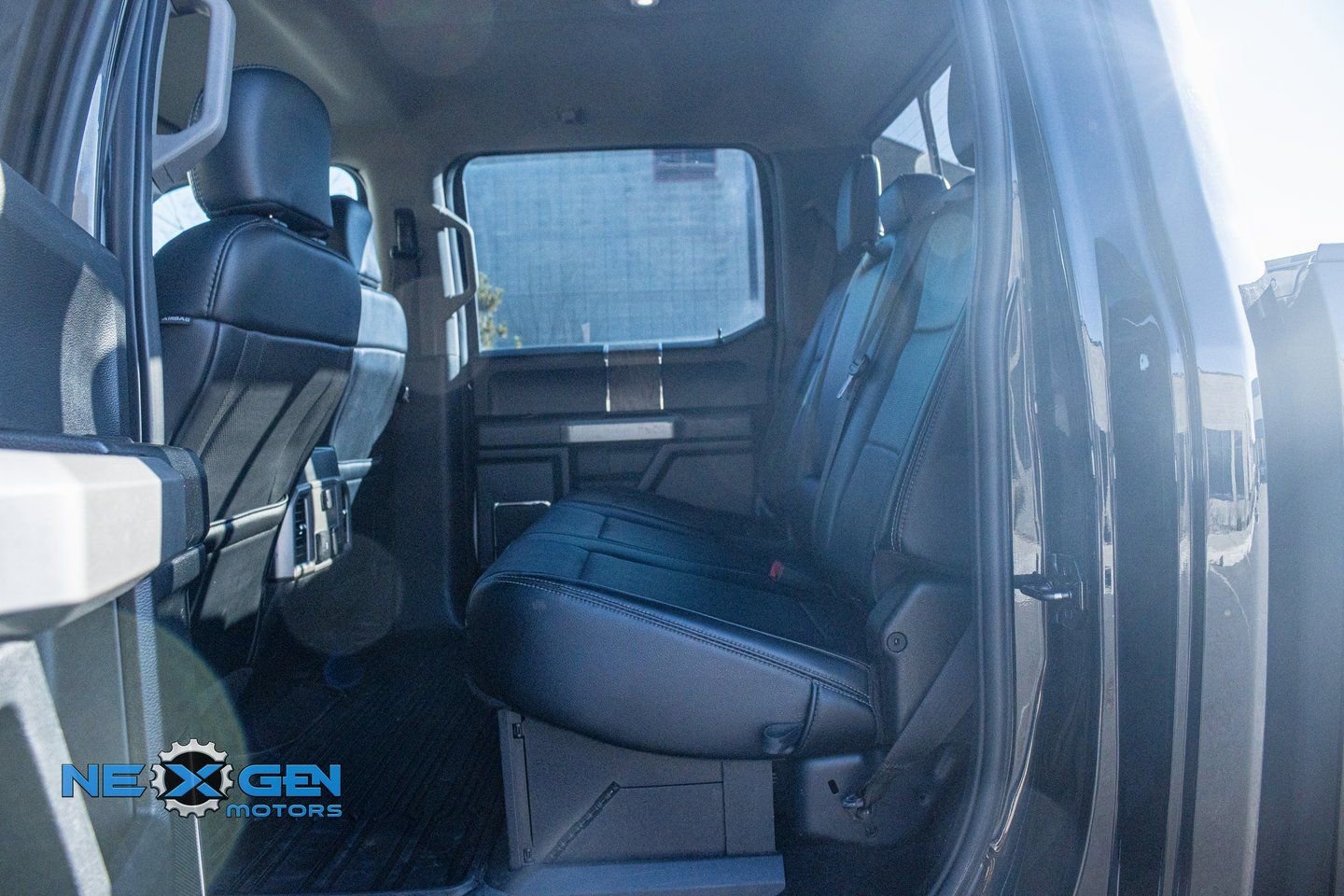 Used 2019 Ford F350 Lariat w/ Lariat Ultimate Package image 26