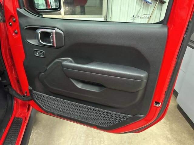 Used 2023 Jeep Wrangler Rubicon w/ Cold Weather Group image 26