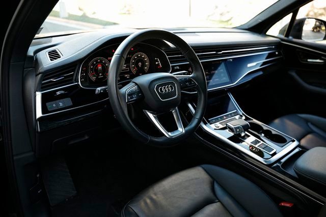 Used 2025 Audi Q7 3.0T Premium Plus image 19