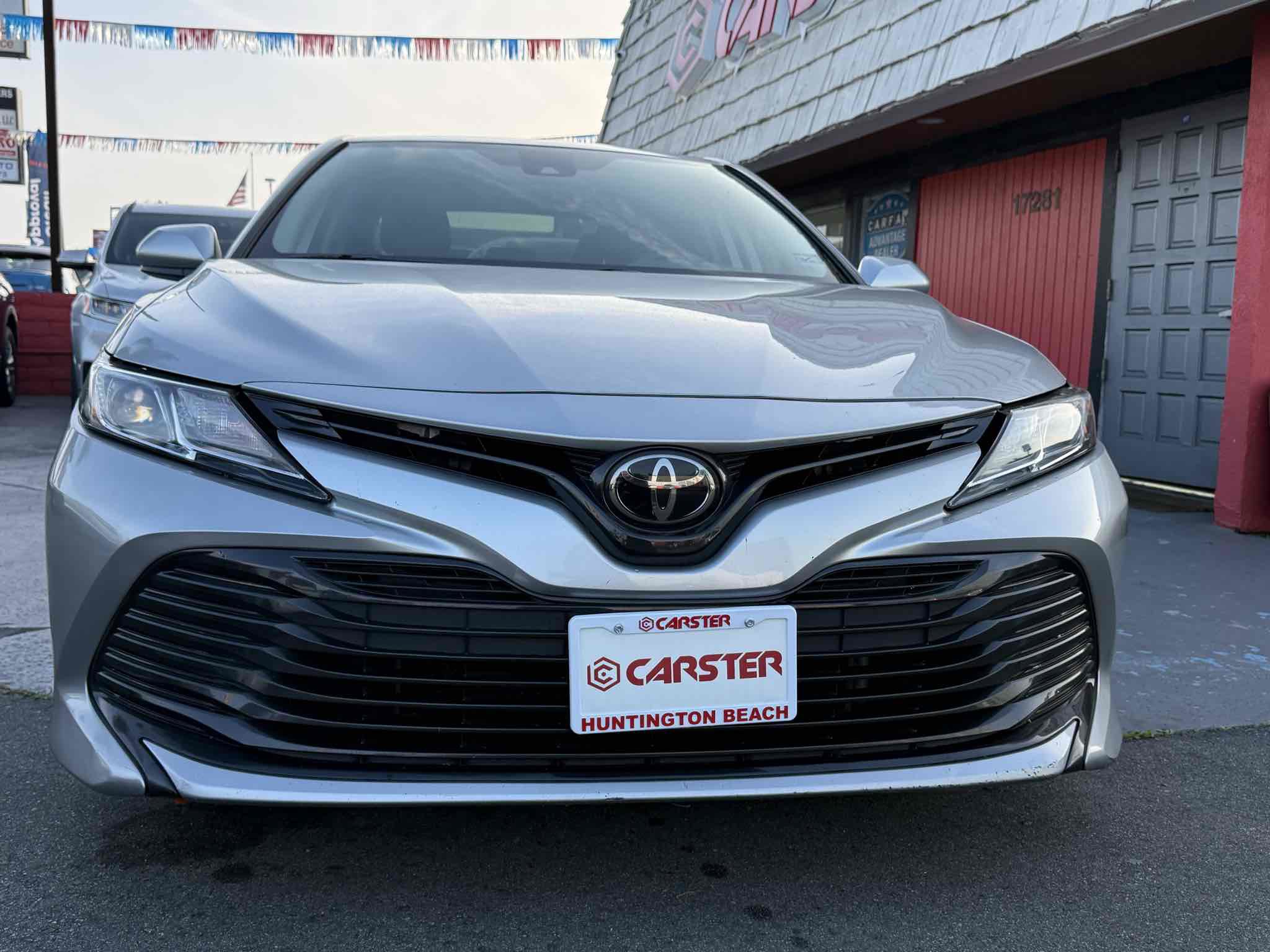 Used 2019 Toyota Camry LE image 5