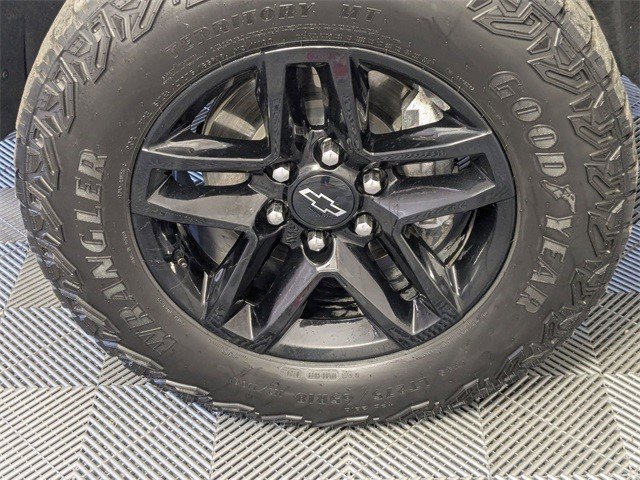 Certified 2024 Chevrolet Silverado 1500 Custom Trail Boss w/ LPO, Dark Essentials Package image 23