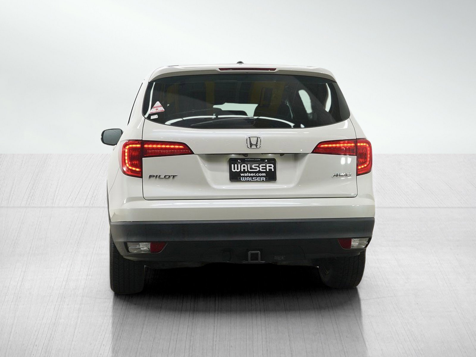 Used 2016 Honda Pilot EX image 4