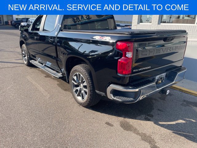 Used 2025 Chevrolet Silverado 1500 LT AWD/4WD image 12