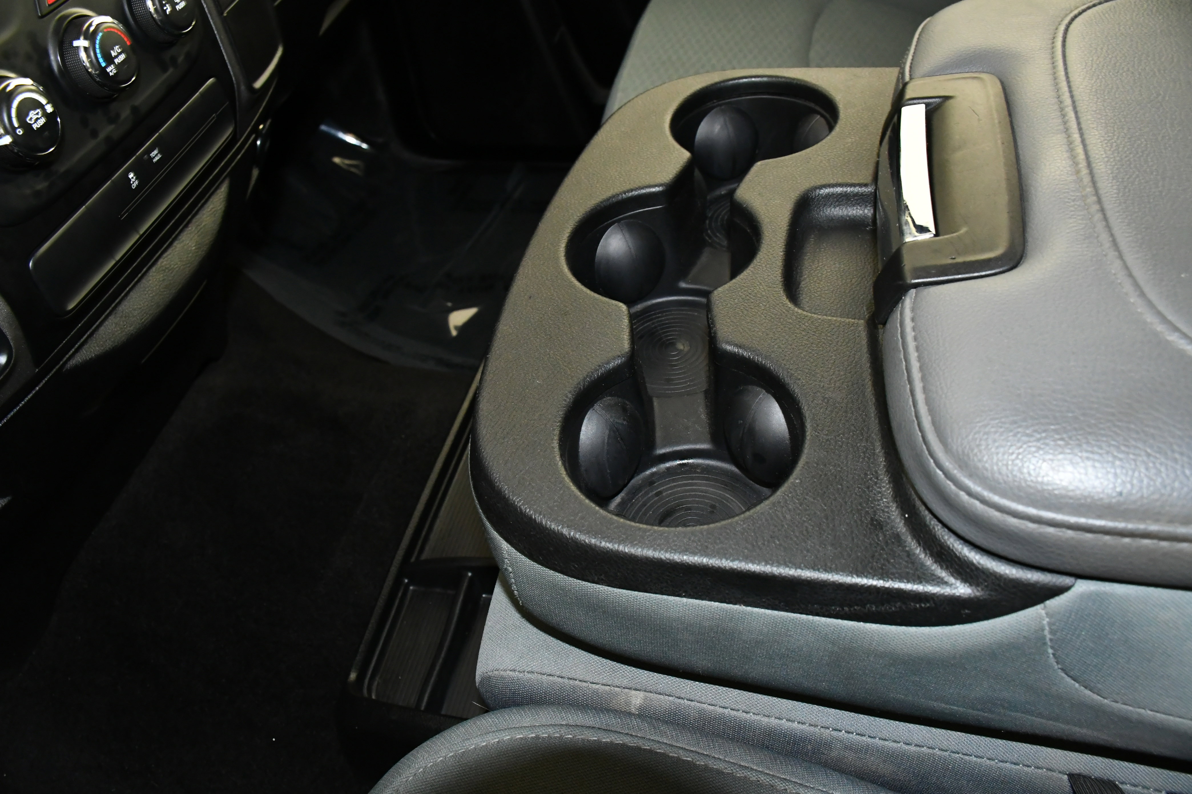 Used 2017 RAM 1500 Express w/ Express Value Package image 33