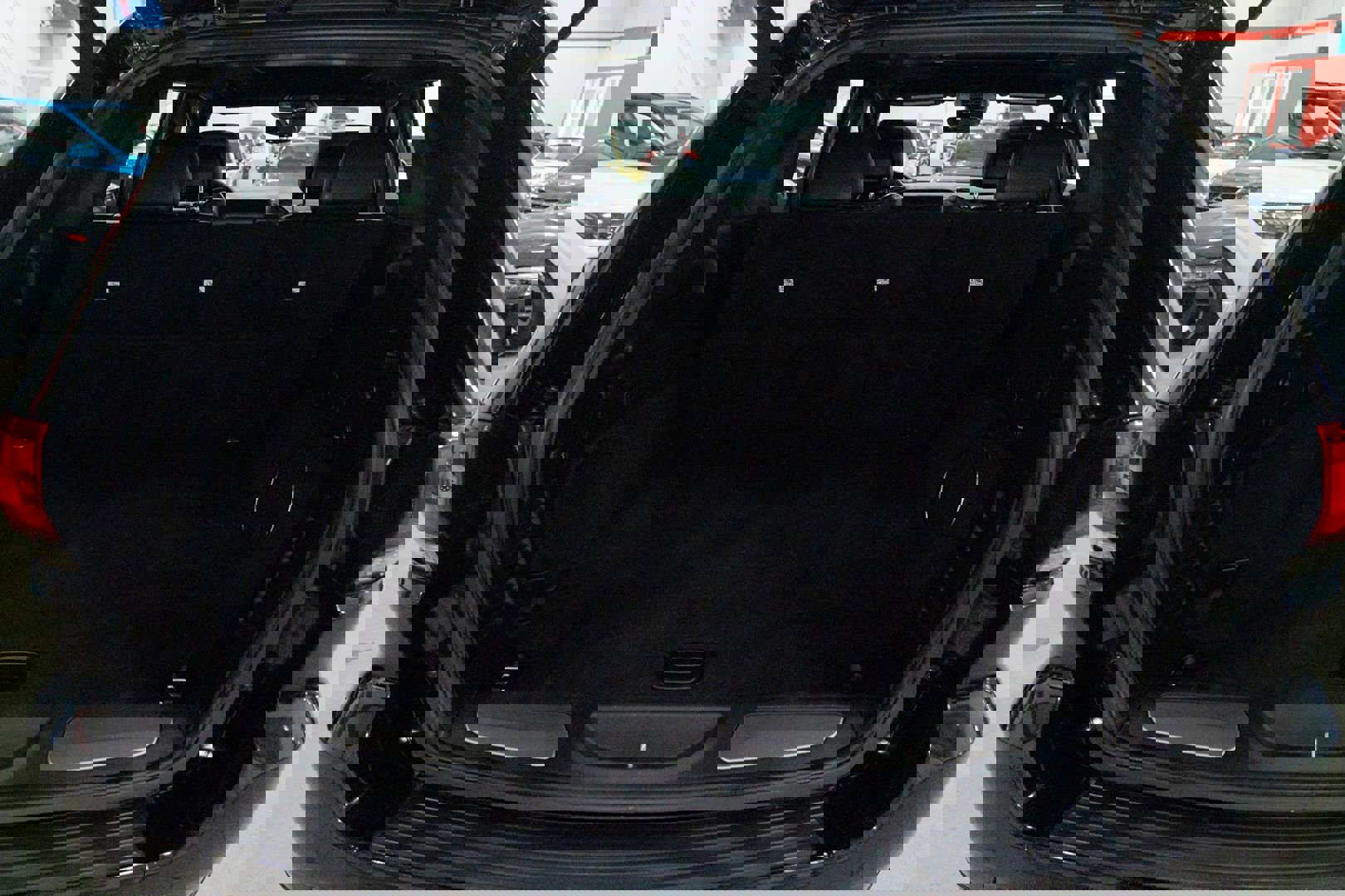 Used 2018 Jeep Grand Cherokee SRT w/ Trailer Tow Group IV image 22