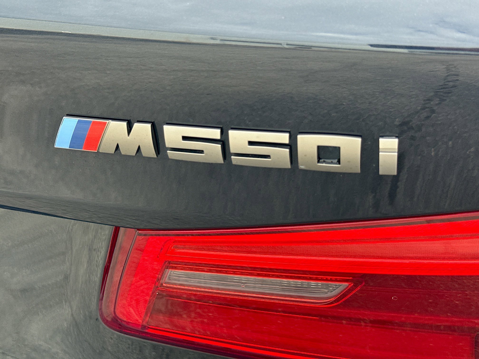 Used 2019 BMW M550i xDrive w/ Dynamic Handling Package AWD/4WD image 11