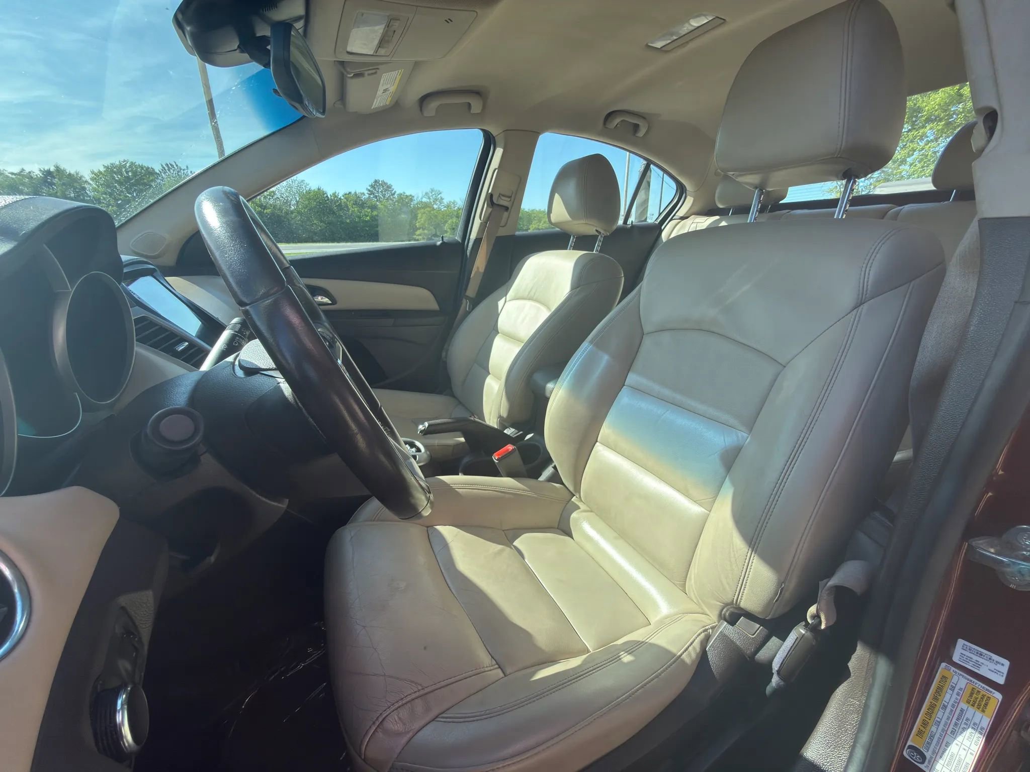 Used 2015 Chevrolet Cruze LT FWD image 11