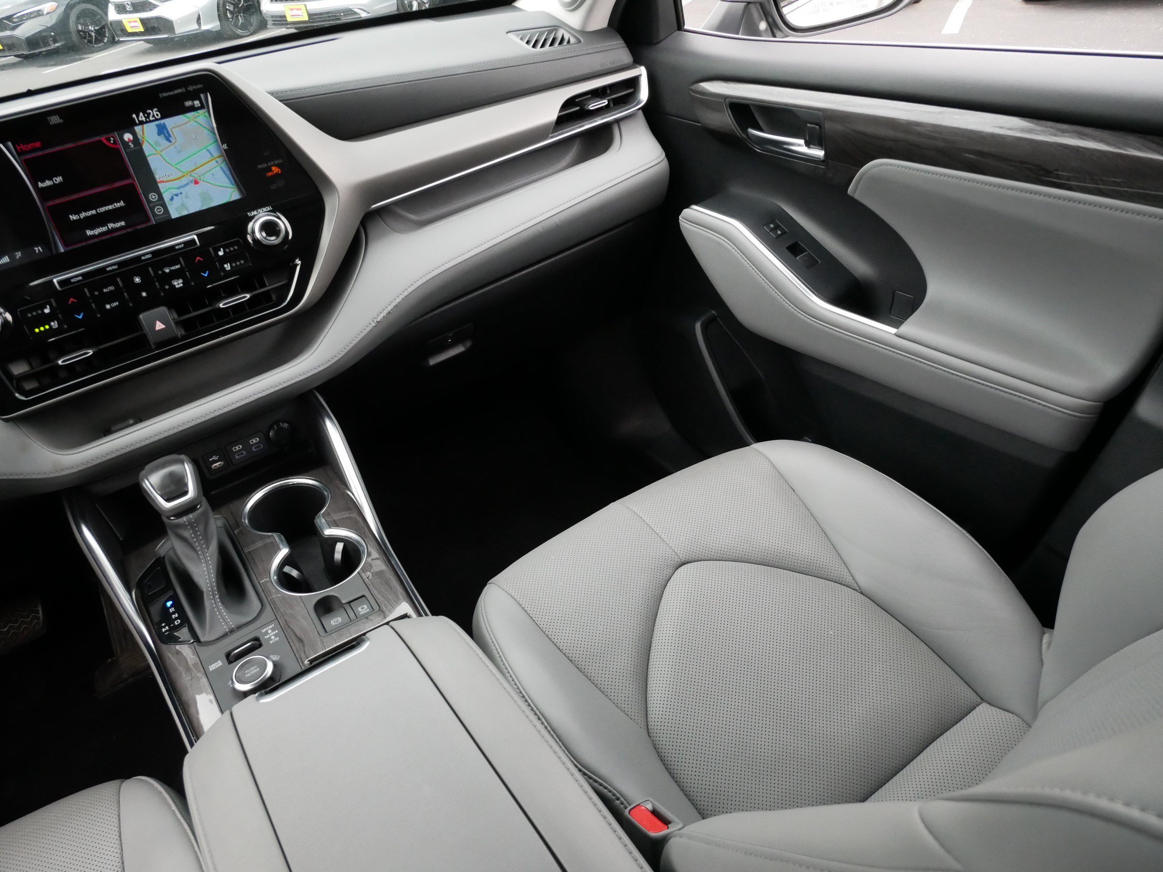 Used 2022 Toyota Highlander Limited AWD/4WD image 11