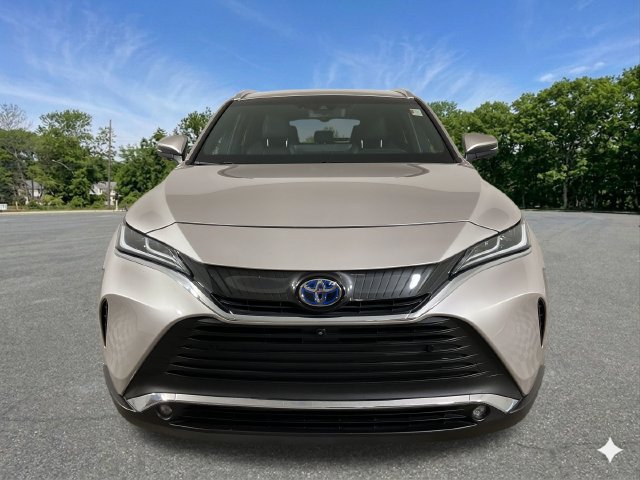 Used 2023 Toyota Venza Limited AWD/4WD image 3