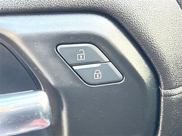 Used 2020 Chevrolet Silverado 1500 RST w/ Rally Edition image 19