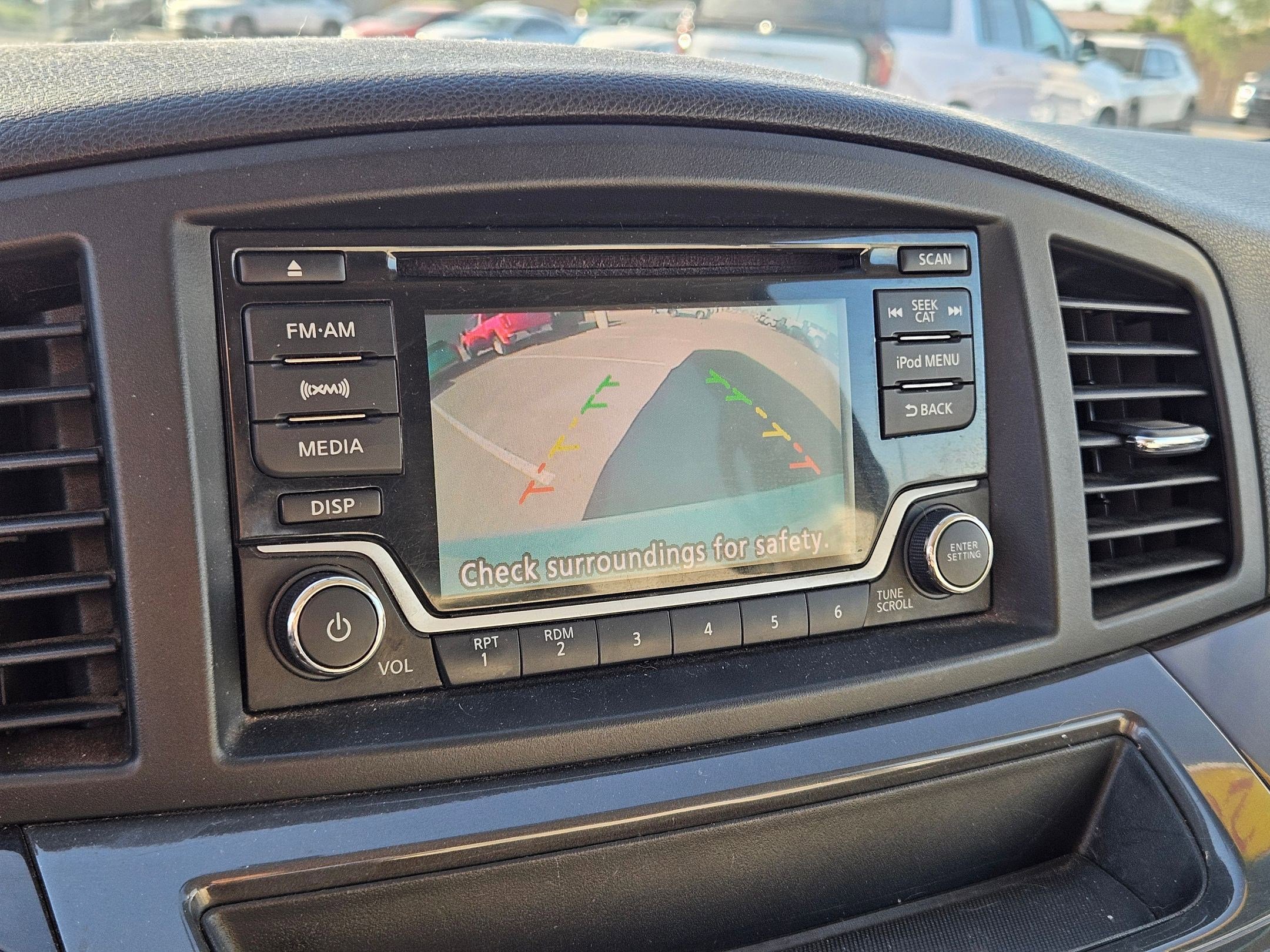 Used 2017 Nissan Quest SV image 27