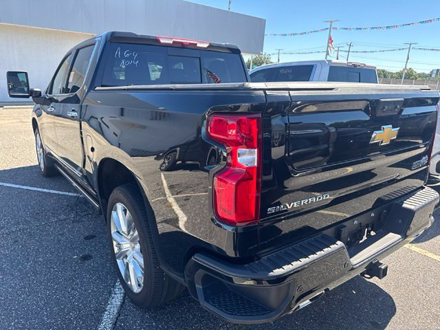 Used 2026 Chevrolet Silverado 1500 High Country w/ High Country Premium Package AWD/4WD image 6