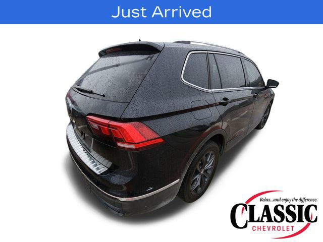 Used 2022 Volkswagen Tiguan SE image 5