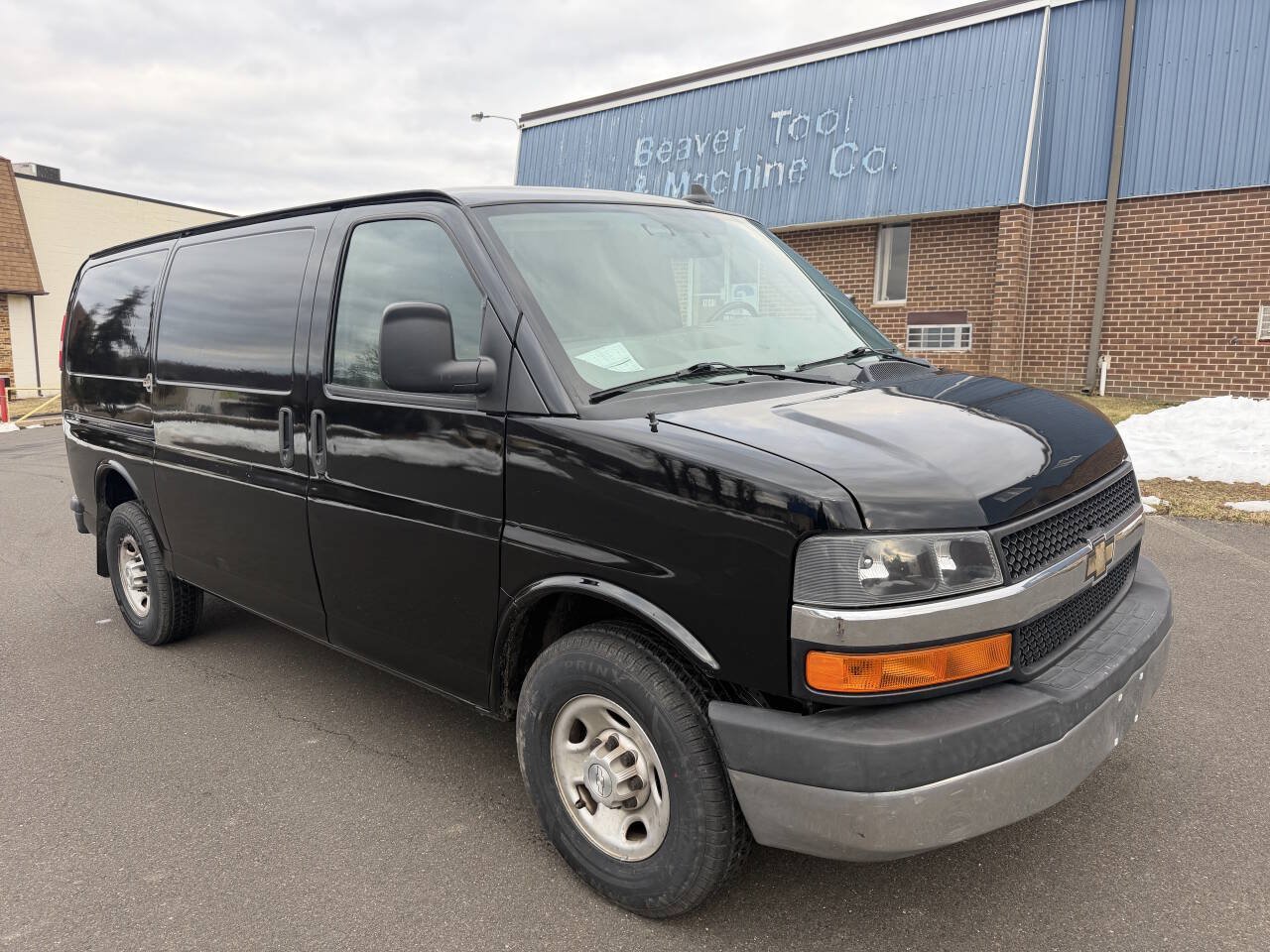 Used 2016 Chevrolet Express 2500 RWD image 6