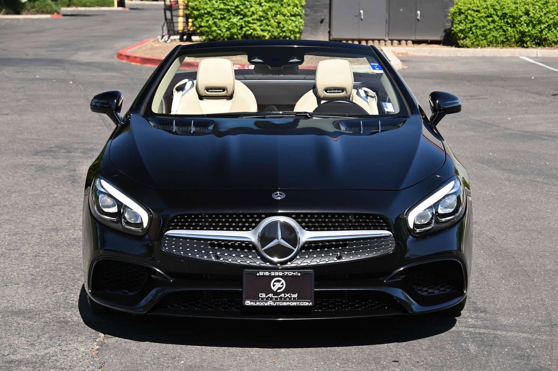 Used 2018 Mercedes-Benz SL 550 image 11