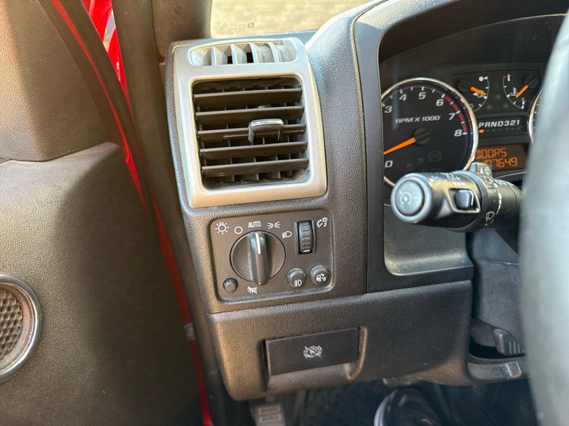 Used 2010 Chevrolet Colorado LT image 11
