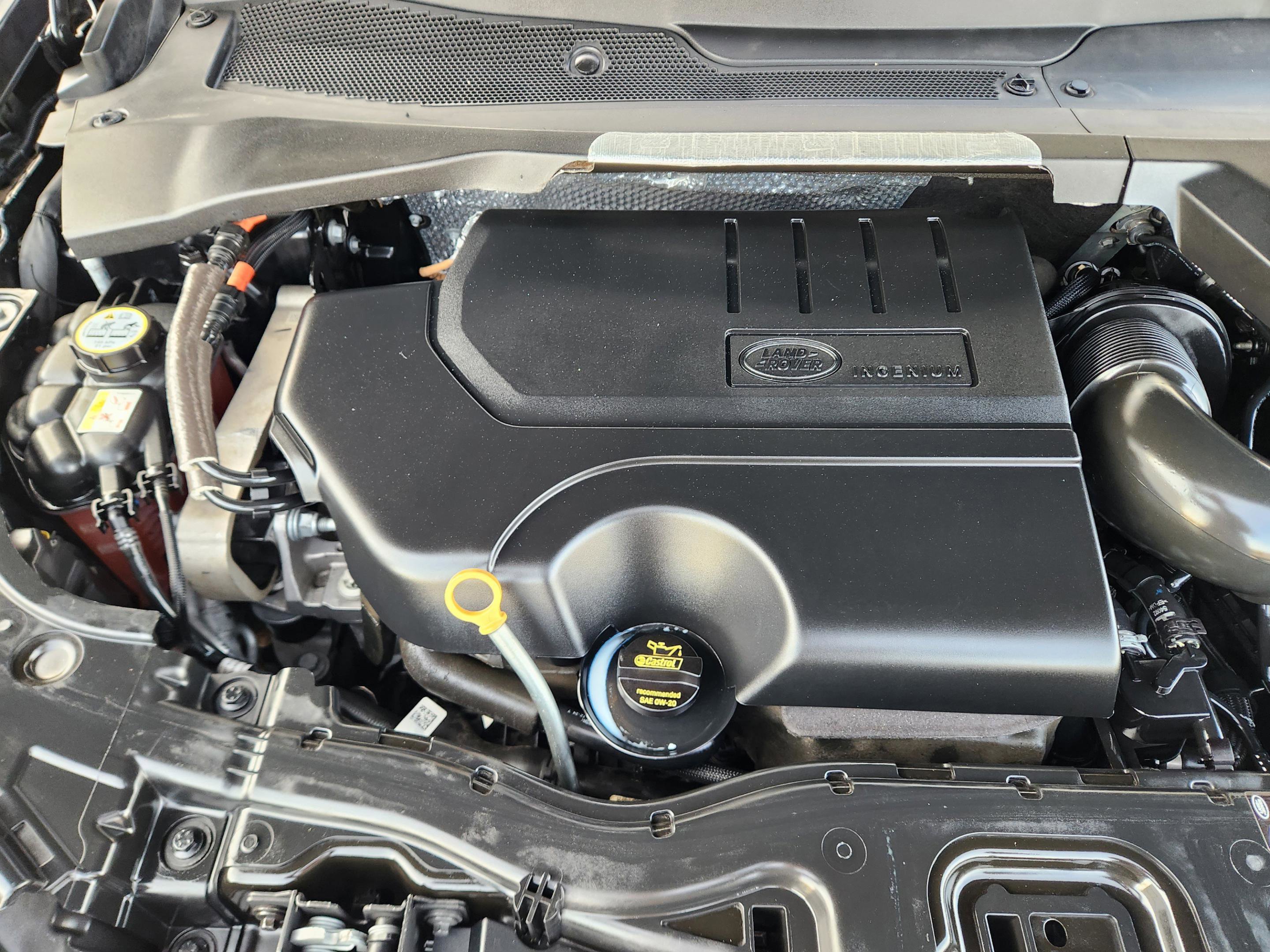 Used 2020 Land Rover Discovery Sport S image 32