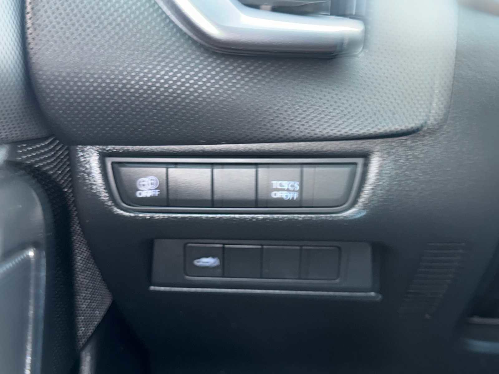 Certified 2025 MAZDA CX-50 AWD 2.5 S w/ Premium Package image 28