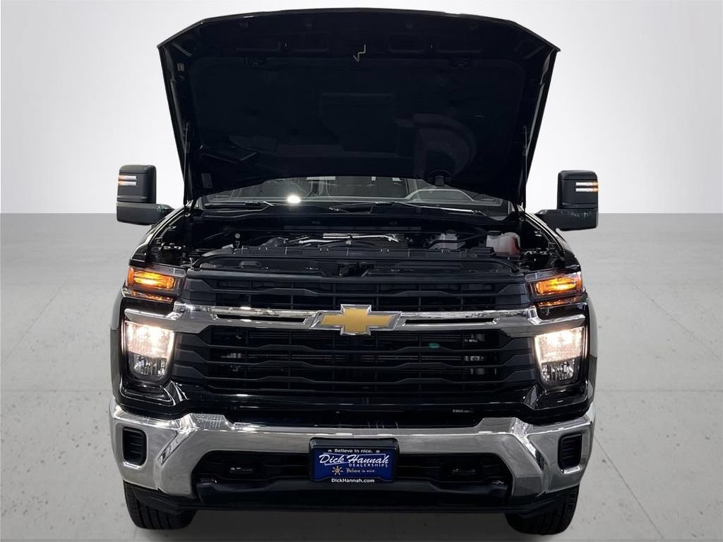 Certified 2024 Chevrolet Silverado 3500 LT AWD/4WD image 5