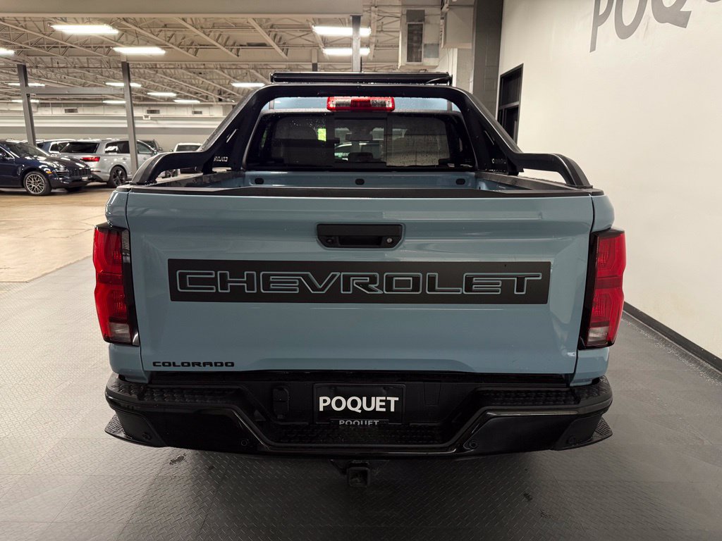 Used 2026 Chevrolet Colorado Z71 w/ Midnight Edition AWD/4WD image 5