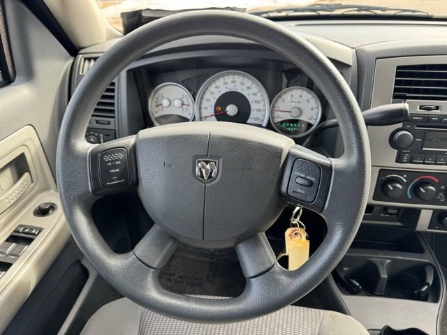 Used 2007 Dodge Dakota SLT w/ Trailer Tow Group image 18