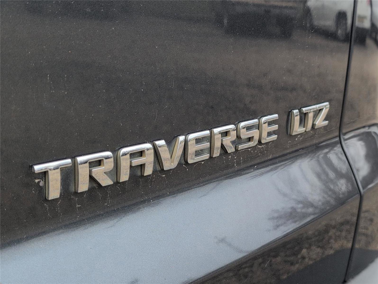 Used 2011 Chevrolet Traverse LTZ image 31