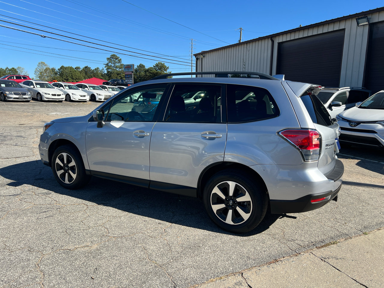 Used 2018 Subaru Forester 2.5i Premium w/ All-Weather Package image 7