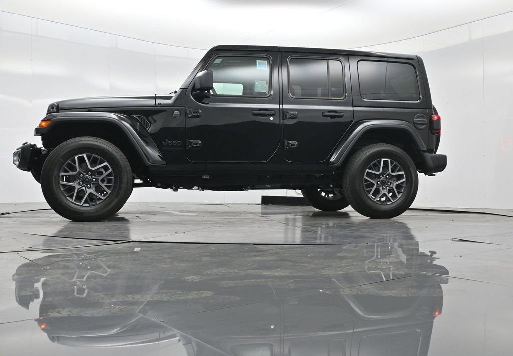 New 2025 Jeep Wrangler Unlimited Sahara w/ Safety Group AWD/4WD image 37
