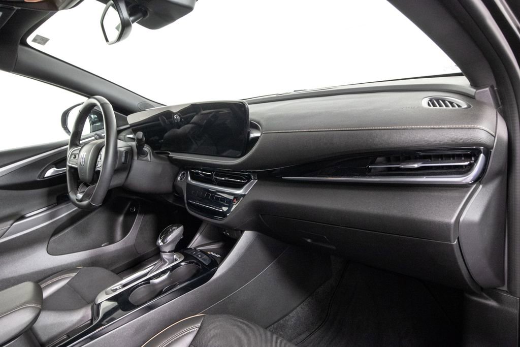 Used 2024 Buick Envista Avenir image 18