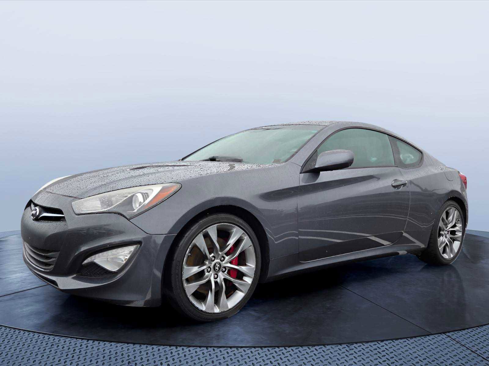 Used 2014 Hyundai Genesis 2.0T RWD image 7