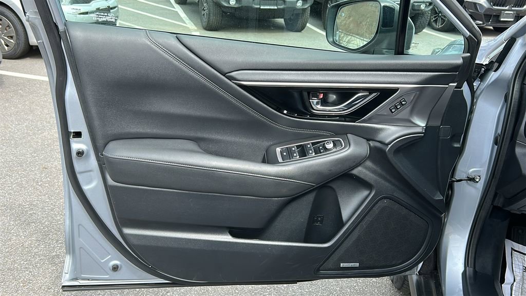 Used 2022 Subaru Outback Limited image 9