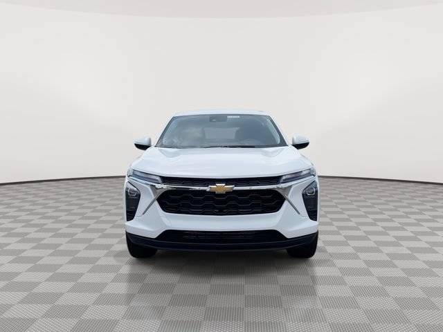 New 2026 Chevrolet Trax LS w/ LS Convenience Package FWD image 4