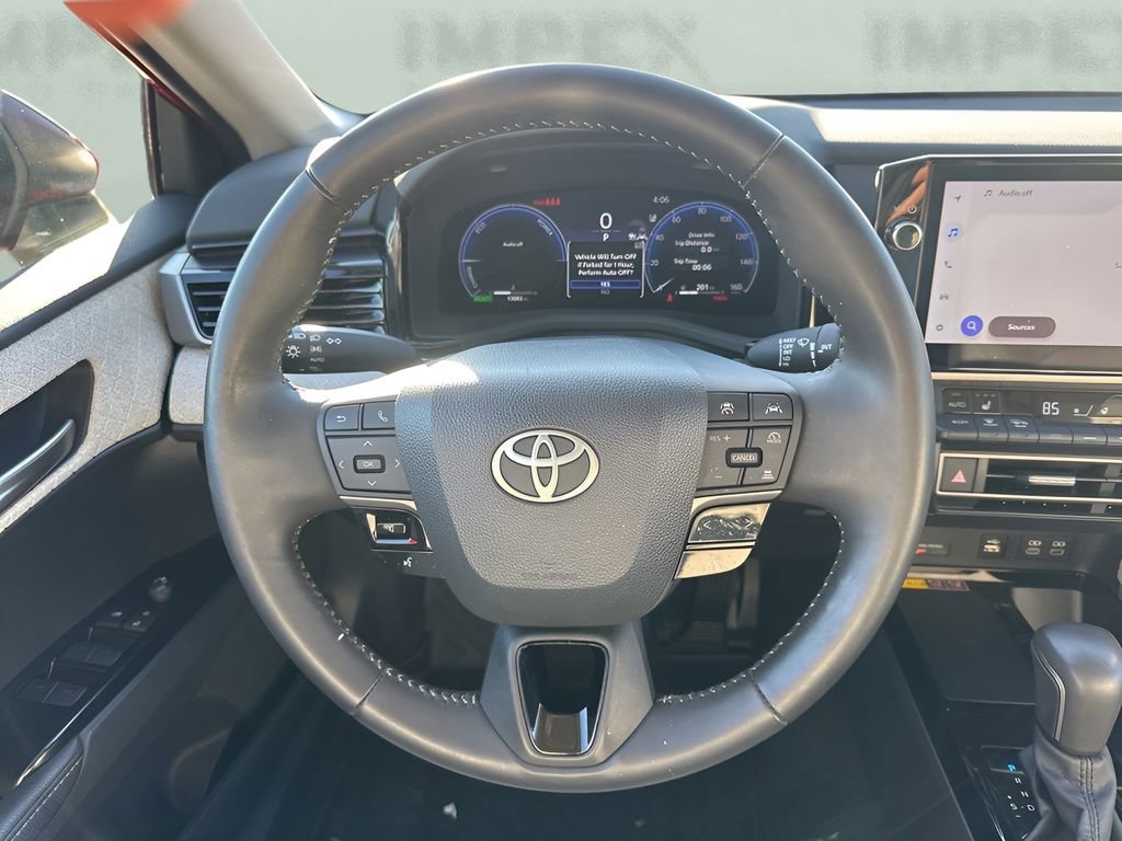 Used 2025 Toyota Camry XLE image 14