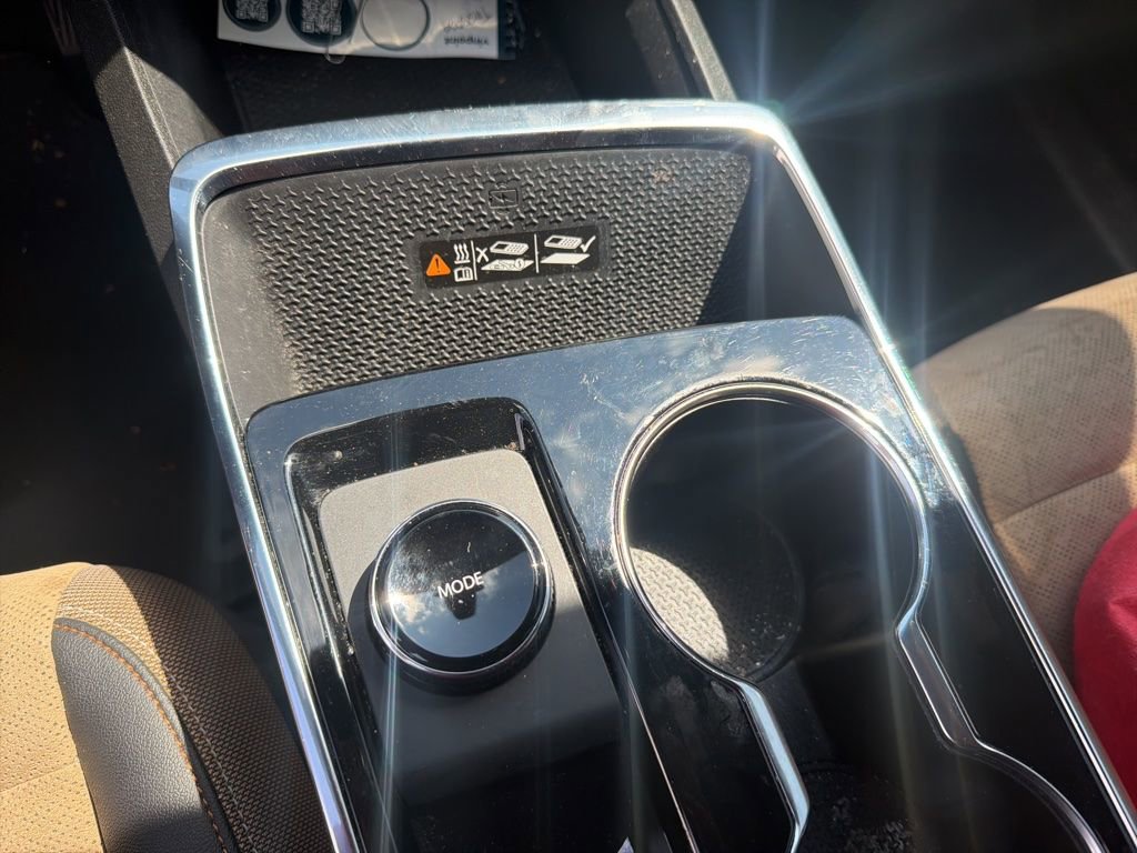 Used 2025 Chevrolet Equinox ACTIV FWD image 10