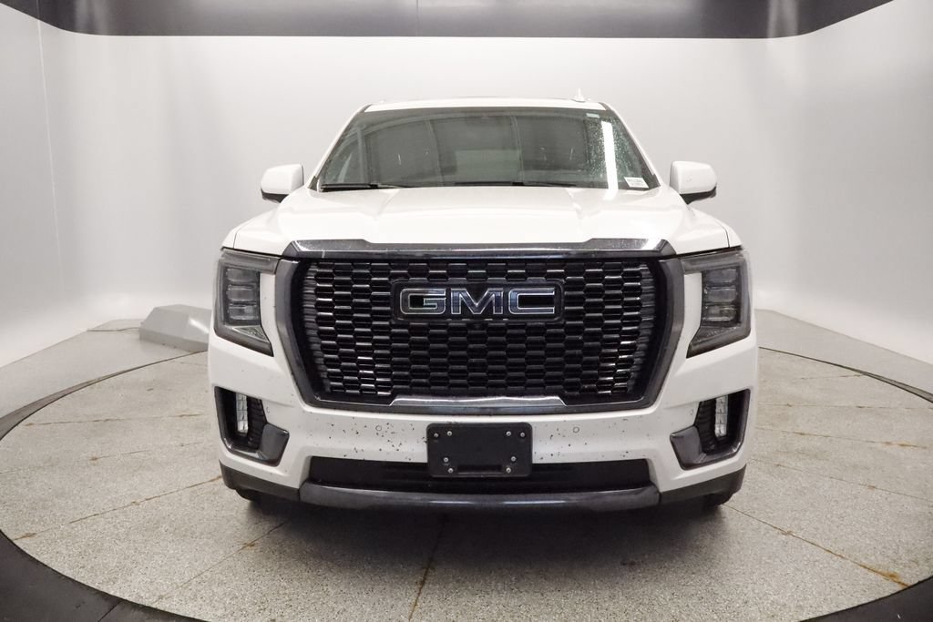 Used 2023 GMC Yukon Denali Ultimate AWD/4WD image 2