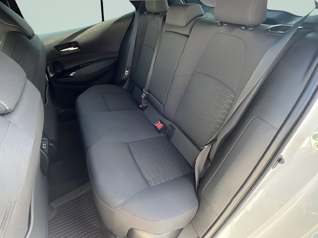 Used 2025 Toyota Corolla SE FWD image 19