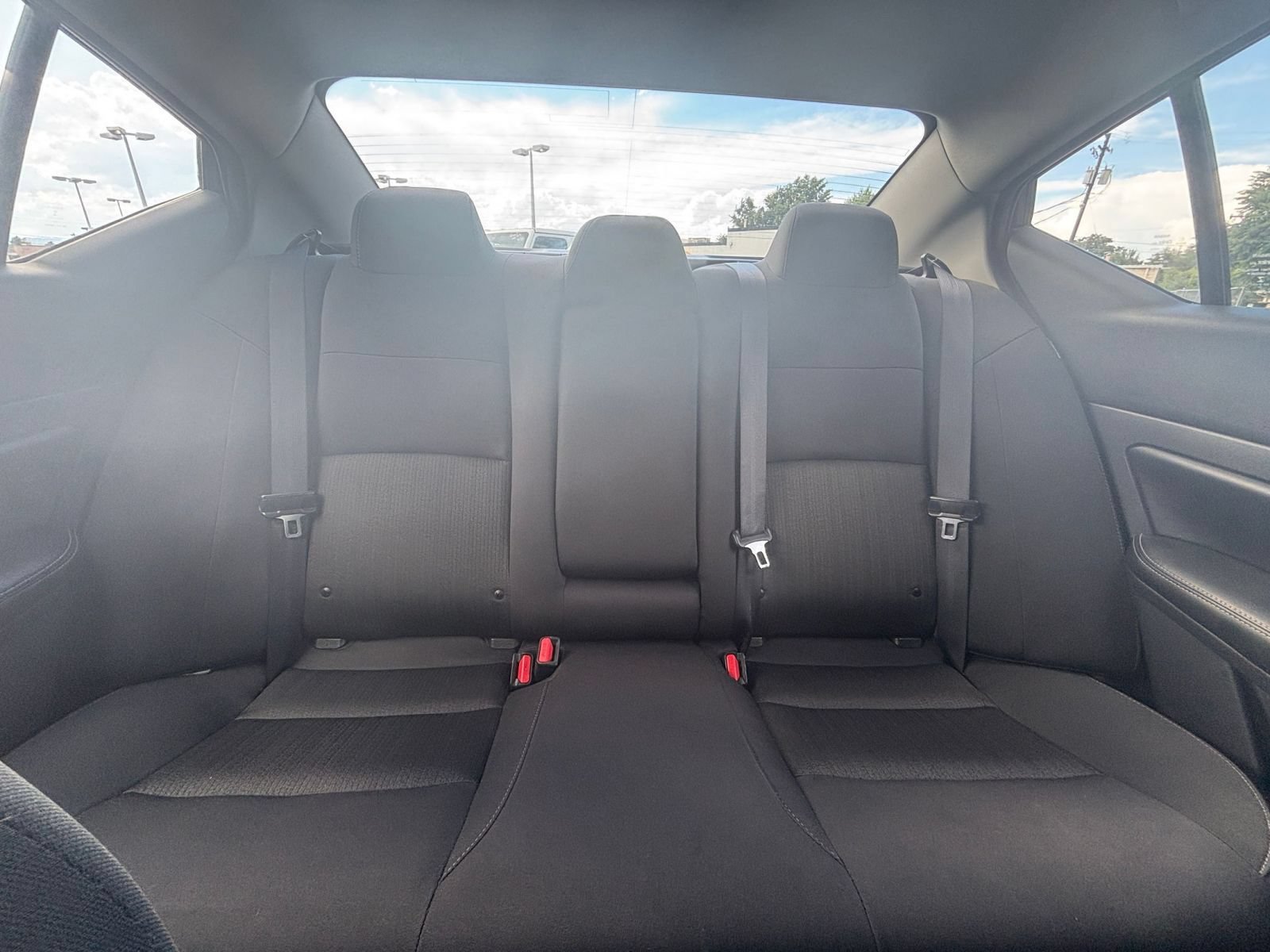 Used 2025 Nissan Altima 2.5 SV FWD image 36