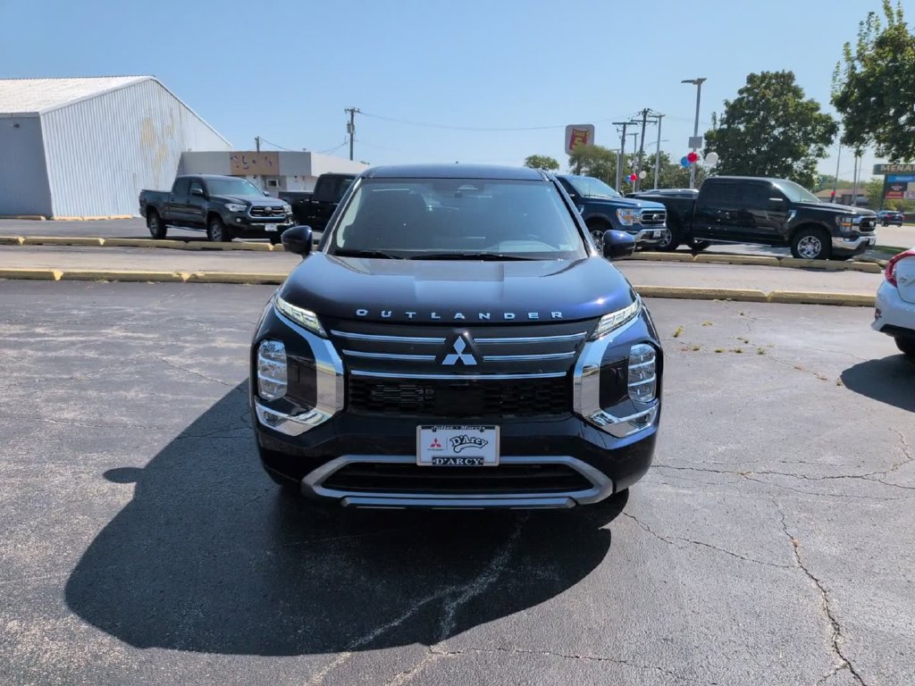 New 2026 Mitsubishi Outlander SE AWD/4WD image 15