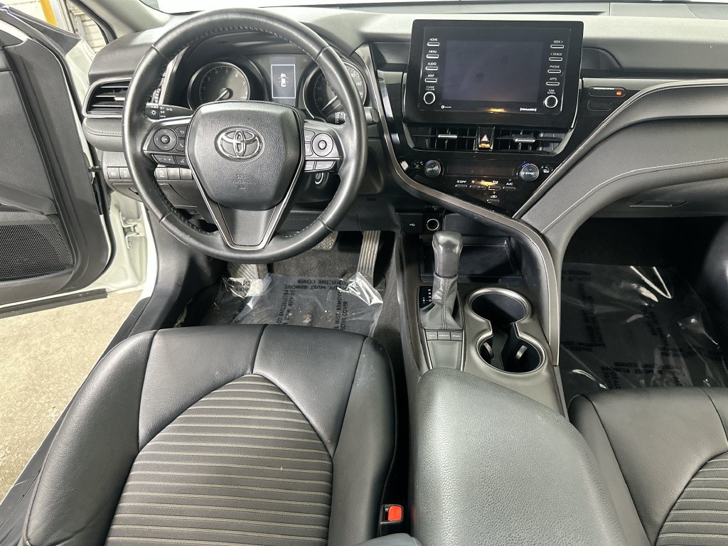 Used 2023 Toyota Camry SE FWD image 19