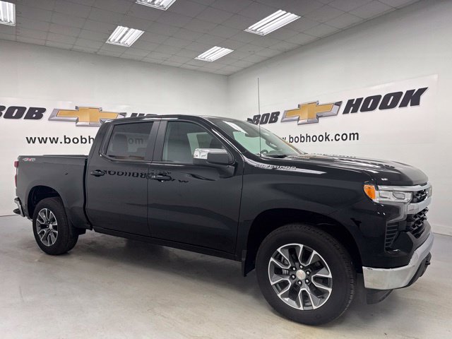New 2026 Chevrolet Silverado 1500 LT AWD/4WD image 3
