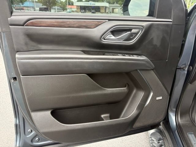 Used 2021 Chevrolet Suburban Z71 AWD/4WD image 26