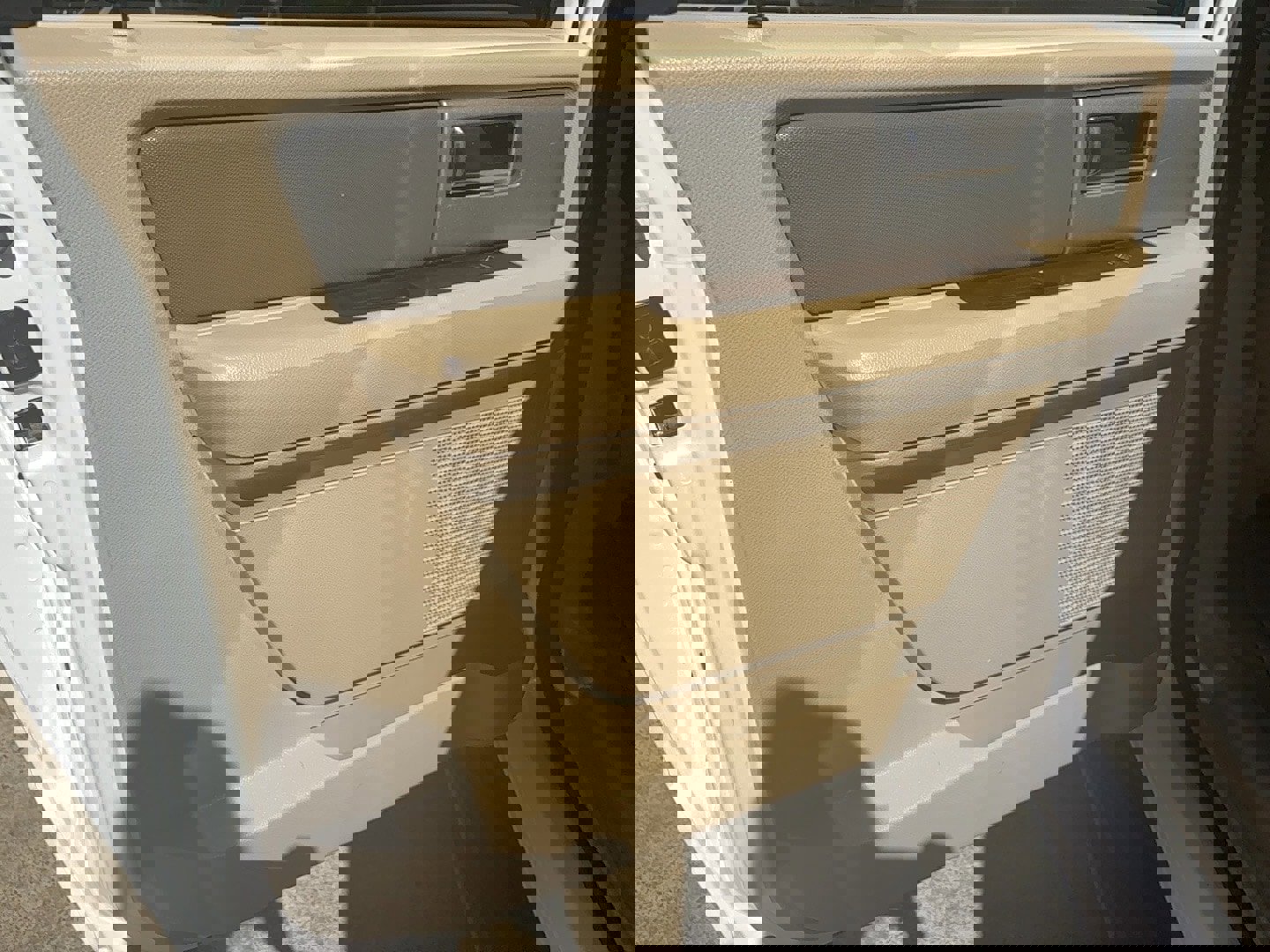 Used 2013 Ford Expedition EL XLT image 10