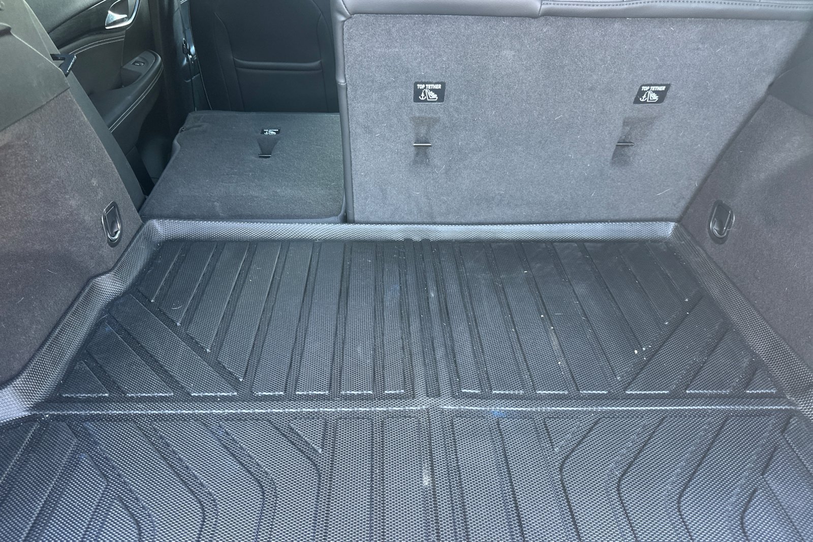 Used 2021 Buick Envision Essence FWD image 18