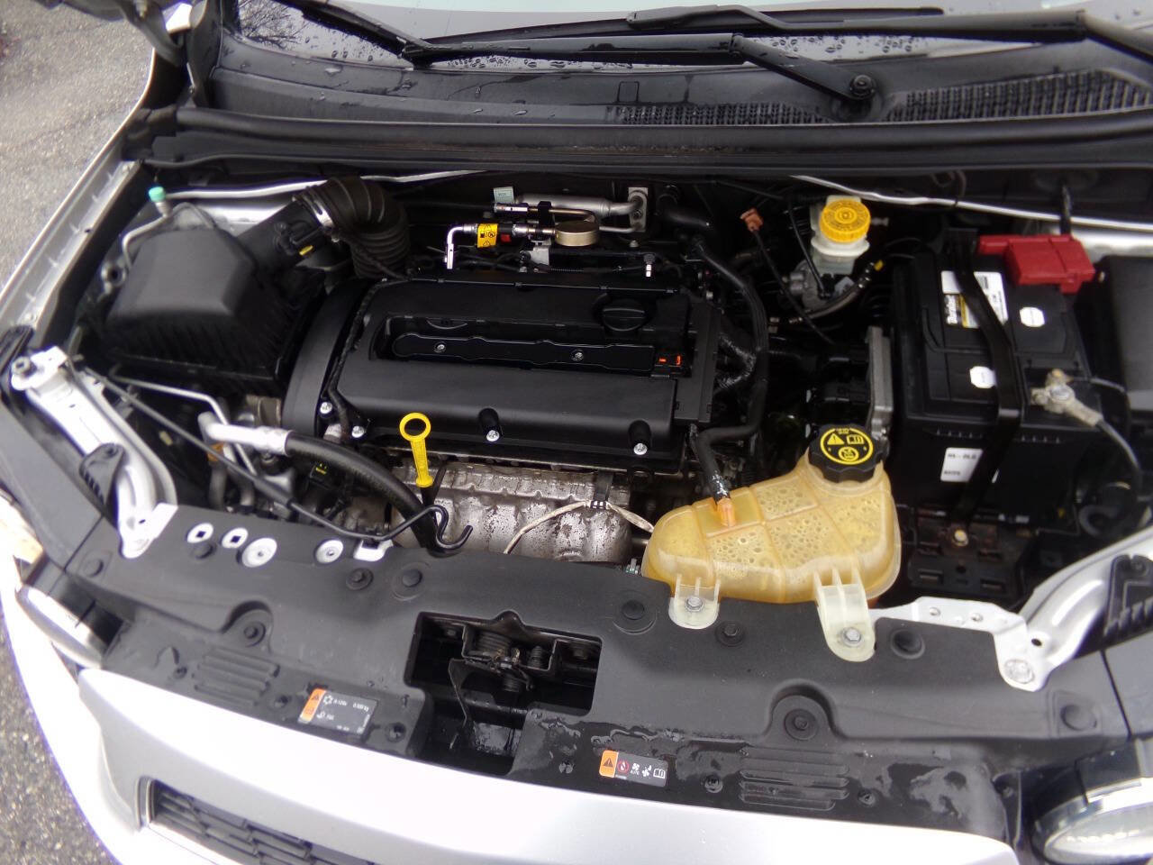 Used 2012 Chevrolet Sonic LT image 32