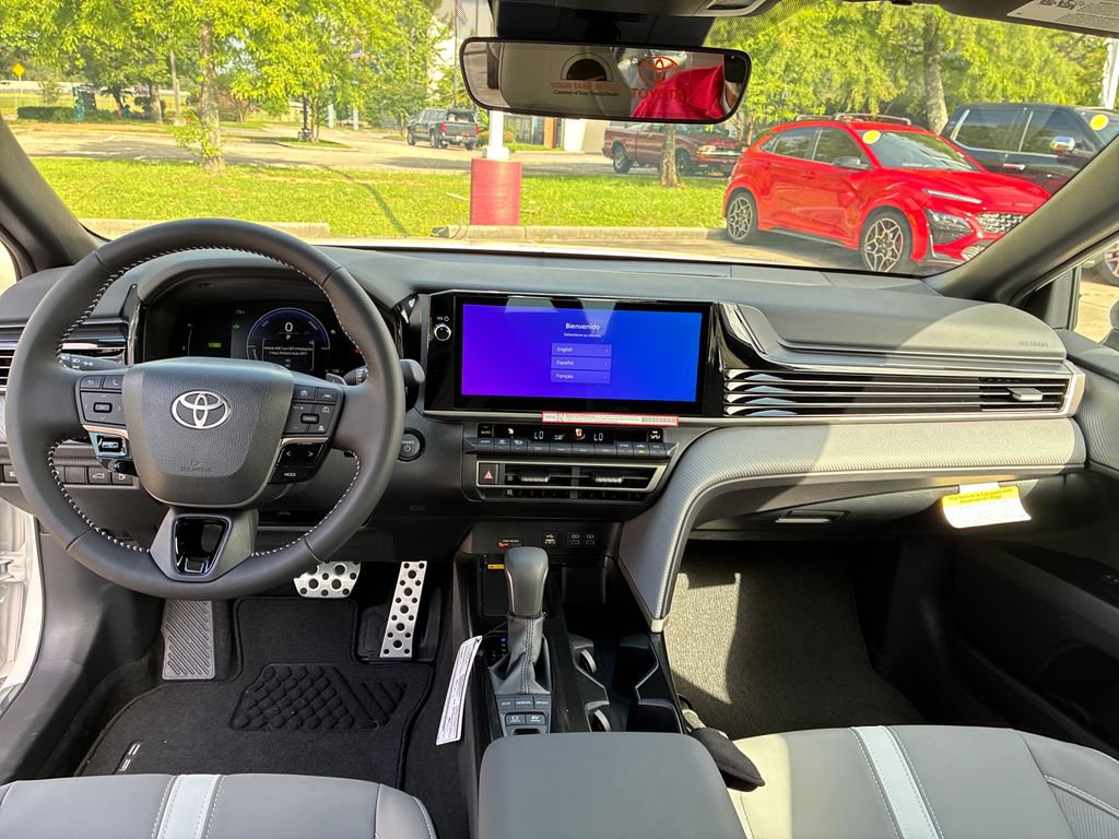 New 2026 Toyota Camry SE FWD image 17