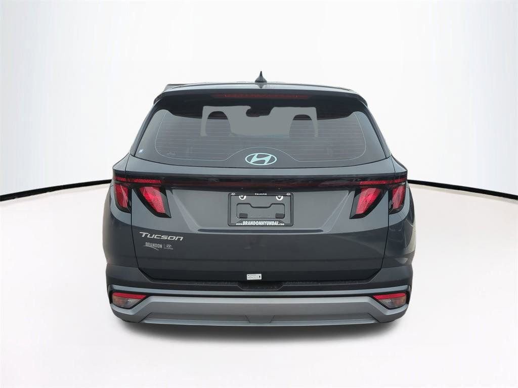 New 2026 Hyundai Tucson SE image 6