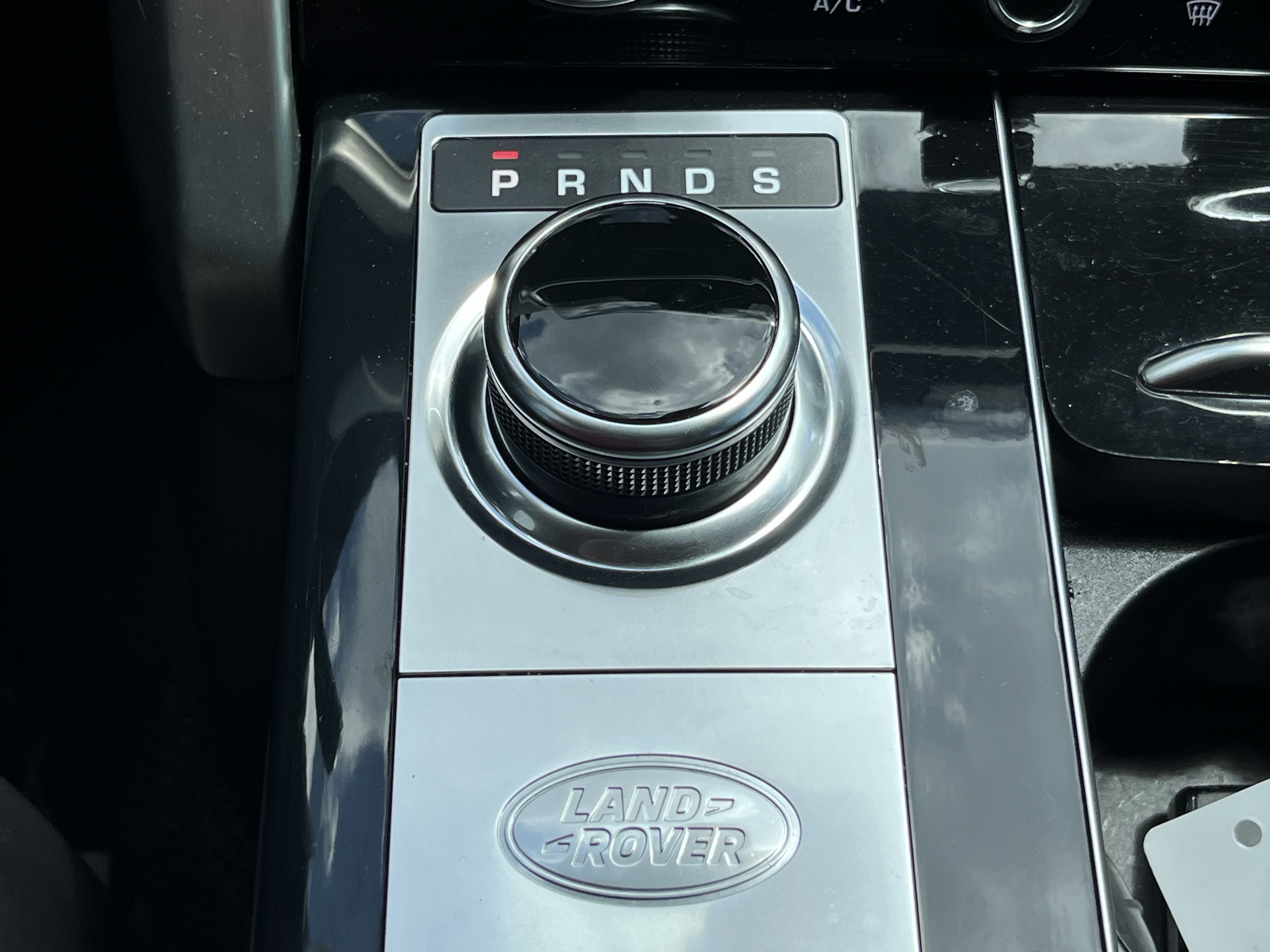 Used 2019 Land Rover Range Rover Supercharged AWD/4WD image 27