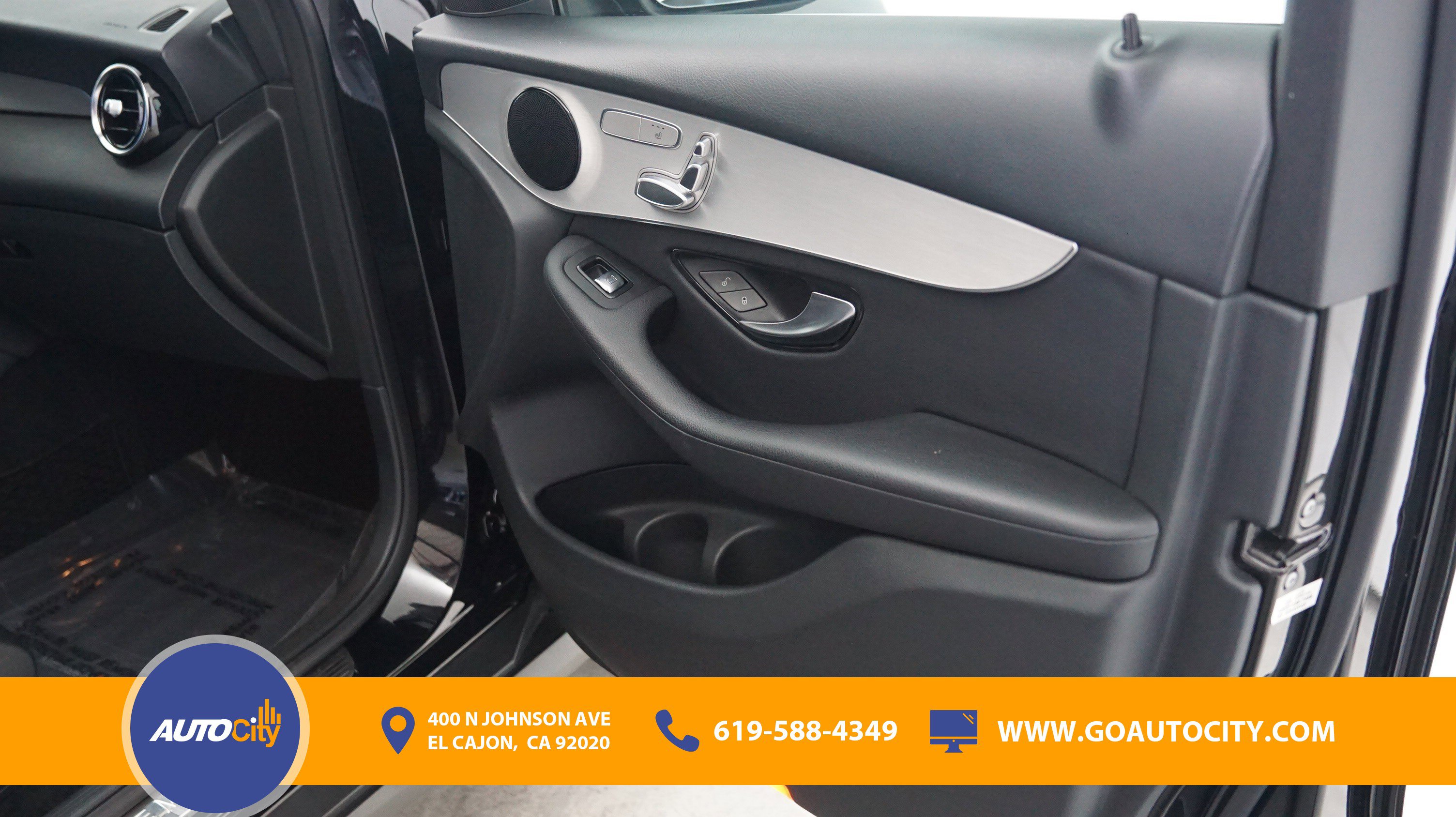 Used 2019 Mercedes-Benz GLC 350e 4MATIC image 15