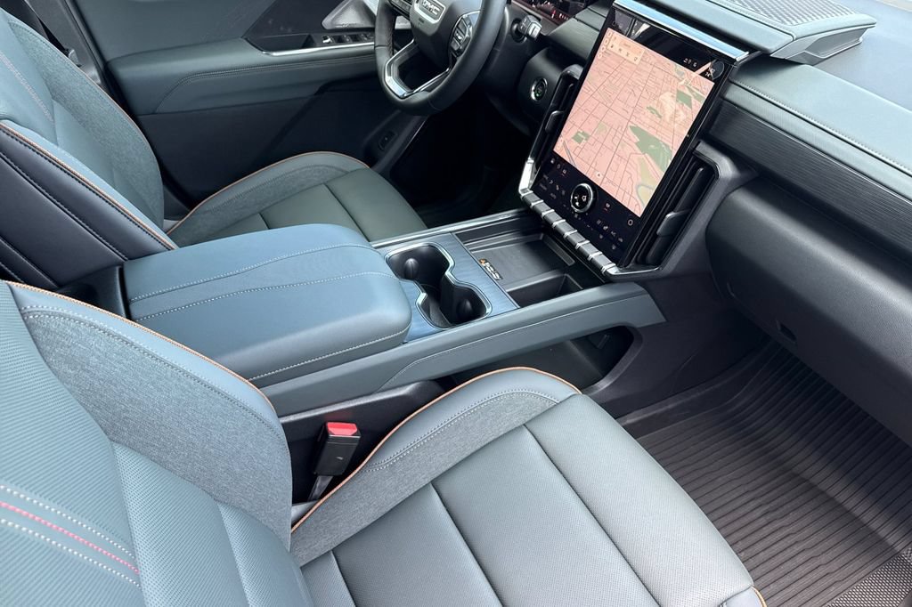 New 2027 GMC Acadia AT4 w/ AT4 Reserve Package AWD/4WD image 18