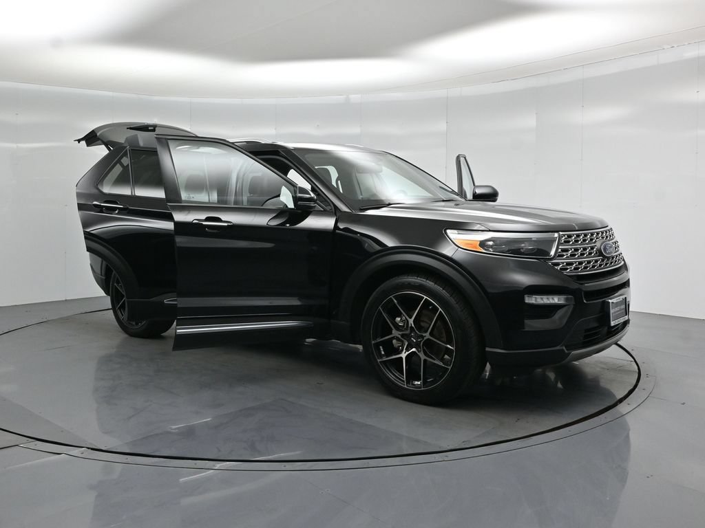 Certified 2022 Ford Explorer Limited w/ Equipment Group 301A RWD image 31